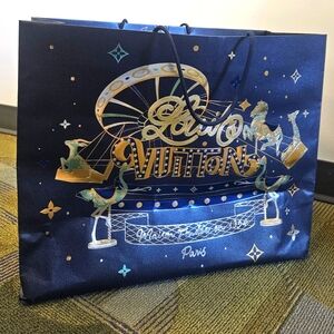 Louis Vuitton XL Holiday Gift Bag